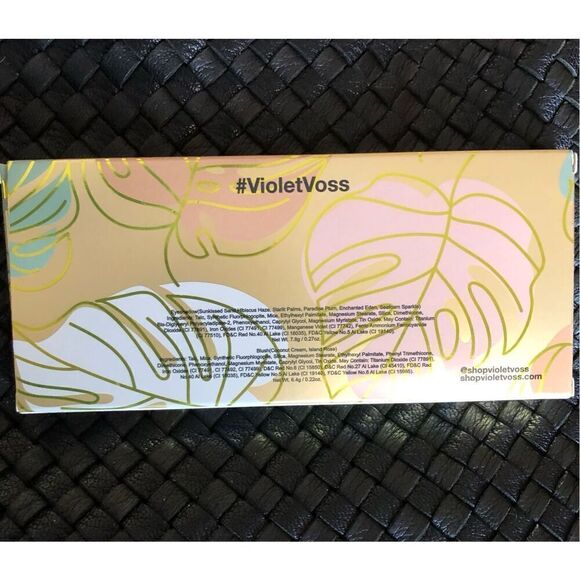 VIOLET VOSS - NWT - Pretty in Paradise All-in-One Face & Eye Shadow Palette - Picture 13 of 14
